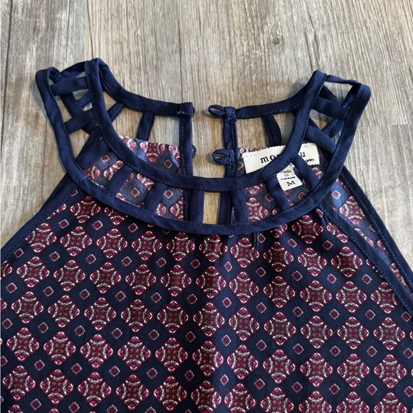 Like new condition - Picture 2 of 2